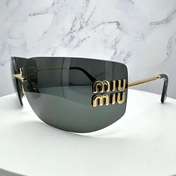 New MIU MIU Sunglasses - Picture 14 of 16
